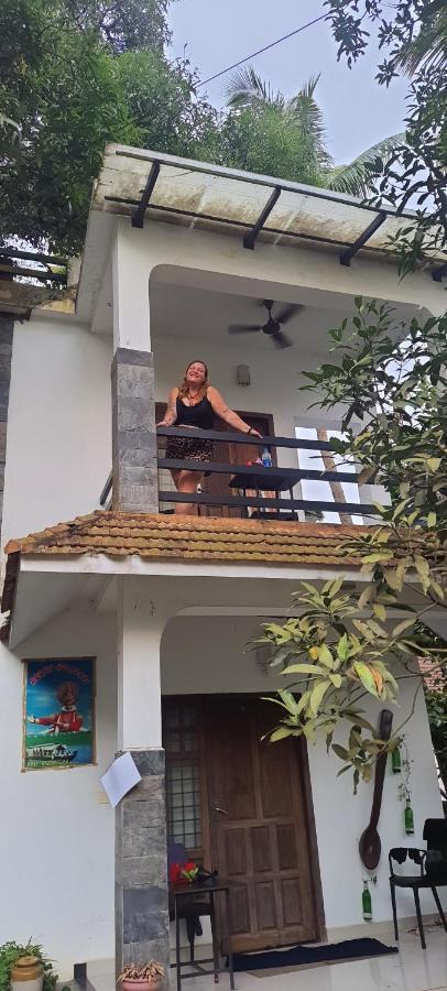 Abru'S Holidays International Travelers Alappuzha Exteriér fotografie